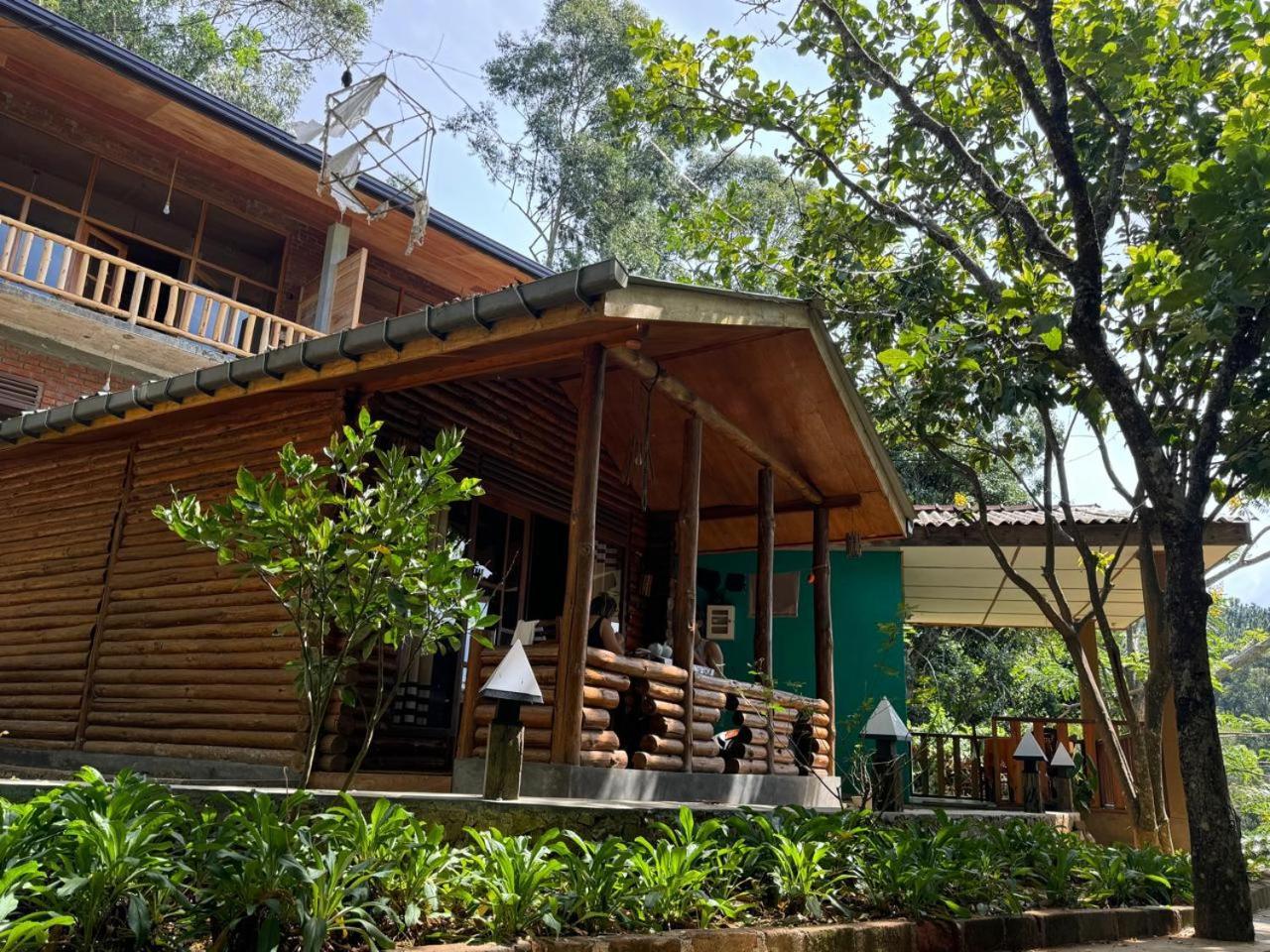 Felicity Inn เอลลา ภายนอก รูปภาพ
